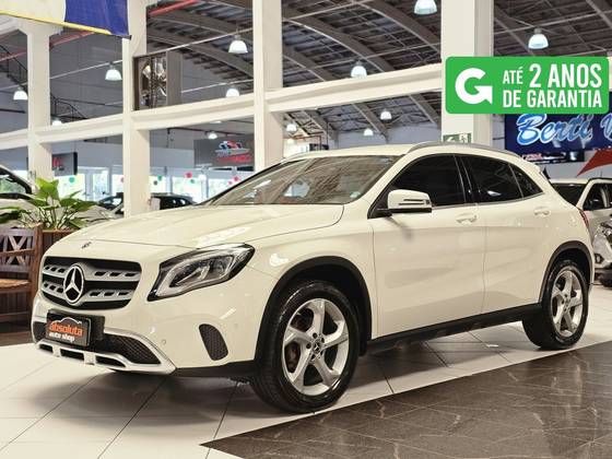 MERCEDES-BENZ GLA 200 1.6 CGI FLEX ADVANCE 7G-DCT